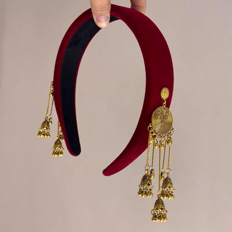 เครื่องประดับผมพู่ทำมือ