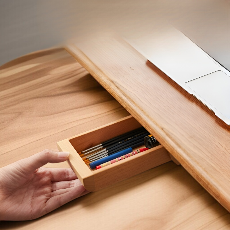 オフィスデスク下の木製小箱収納