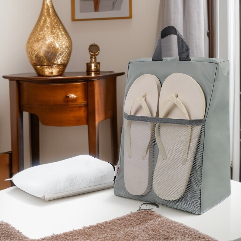 シューズカバーとして使えるバッグ