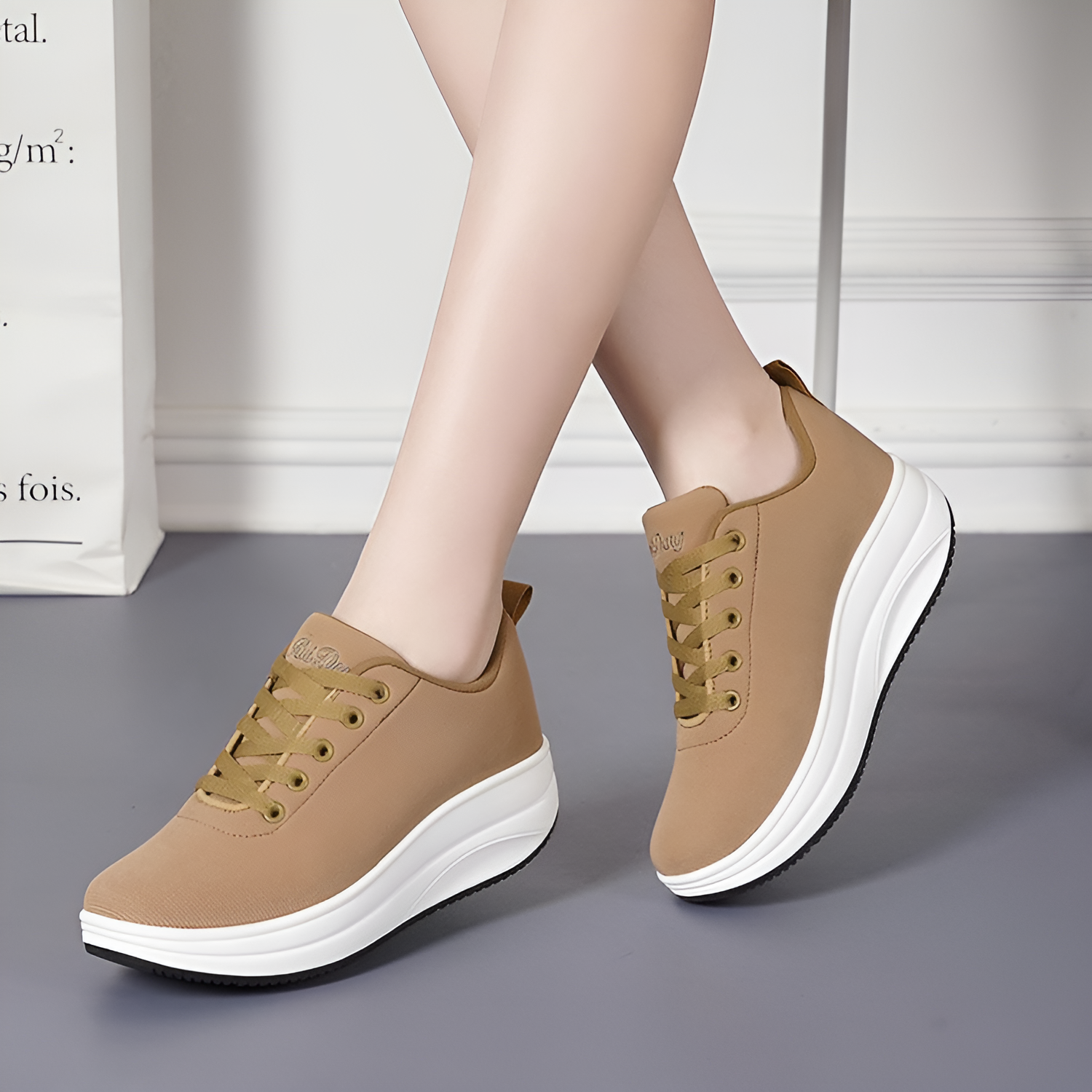 メッシュカジュアルシューズスポーツシューズレディース2025春秋スポーツシューズ新作厚底スポーツシューズオールマッチ滑り止めシューズレディースシングルシューズ