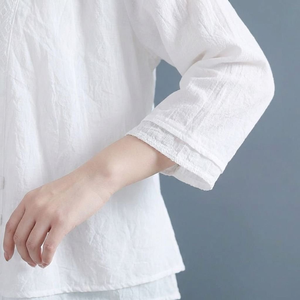 ゆったり紐付き 上品刺繍 チャイナボタン切り替え 七分袖トップス