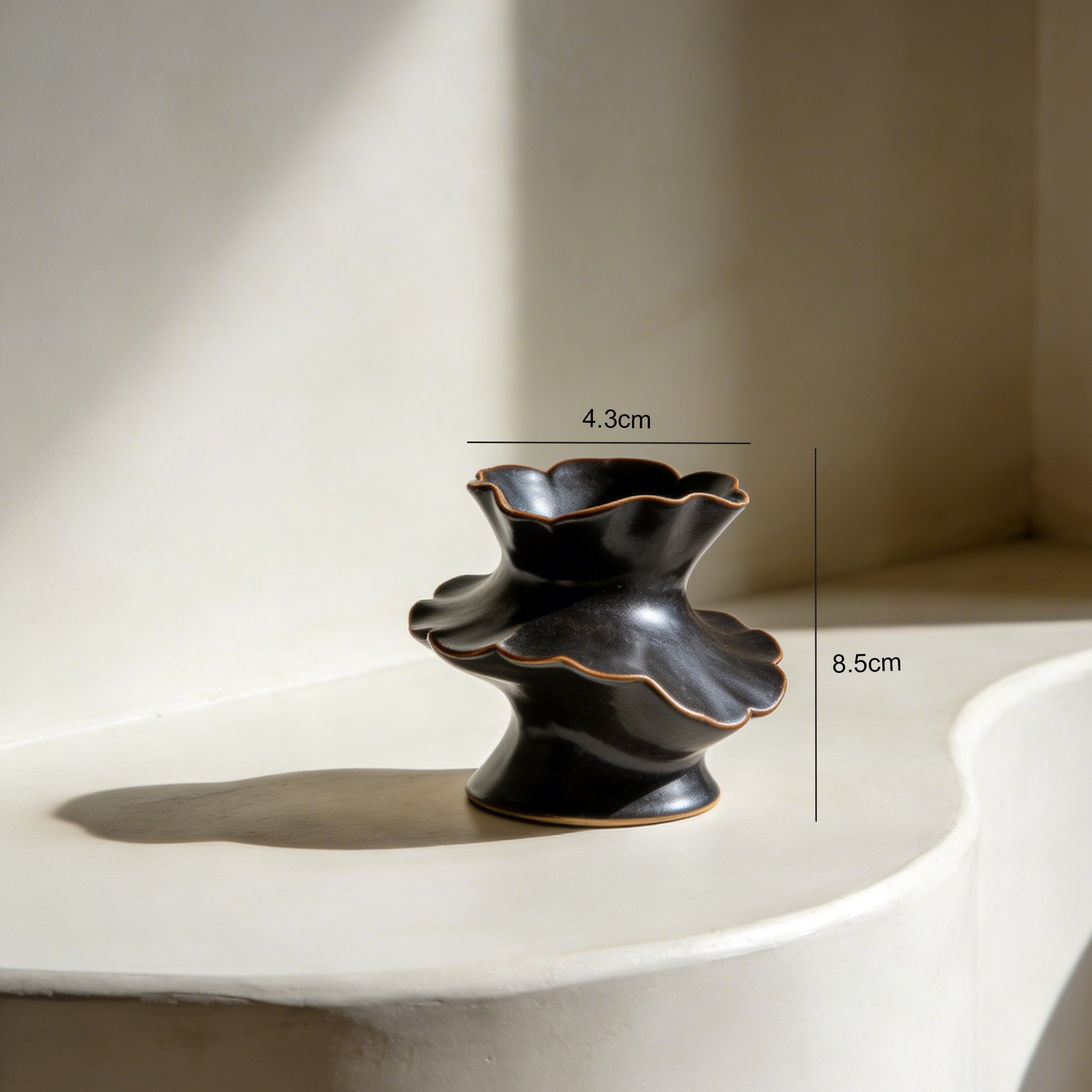 シンプルで上品な和風花瓶