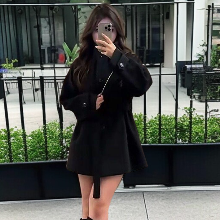 따뜻하고 트렌디한 겨울 코트 스타일링