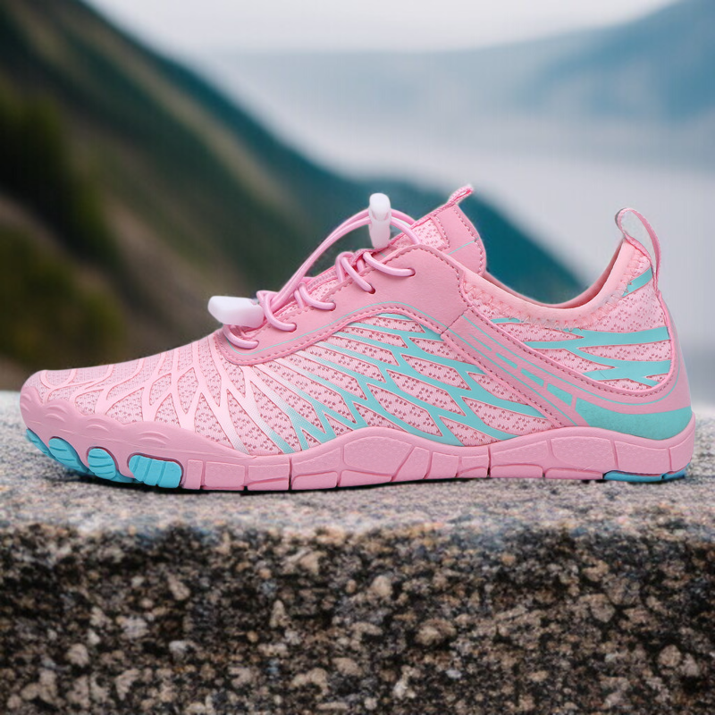 아웃도어 활동에 적합한 남성 비치화