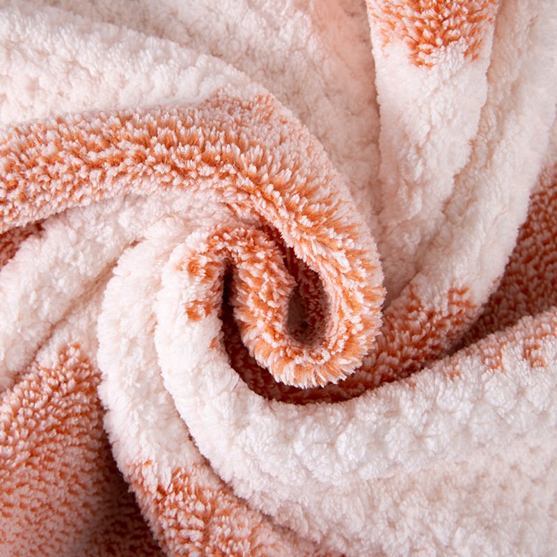 Cute Pineapple-shaped Towel