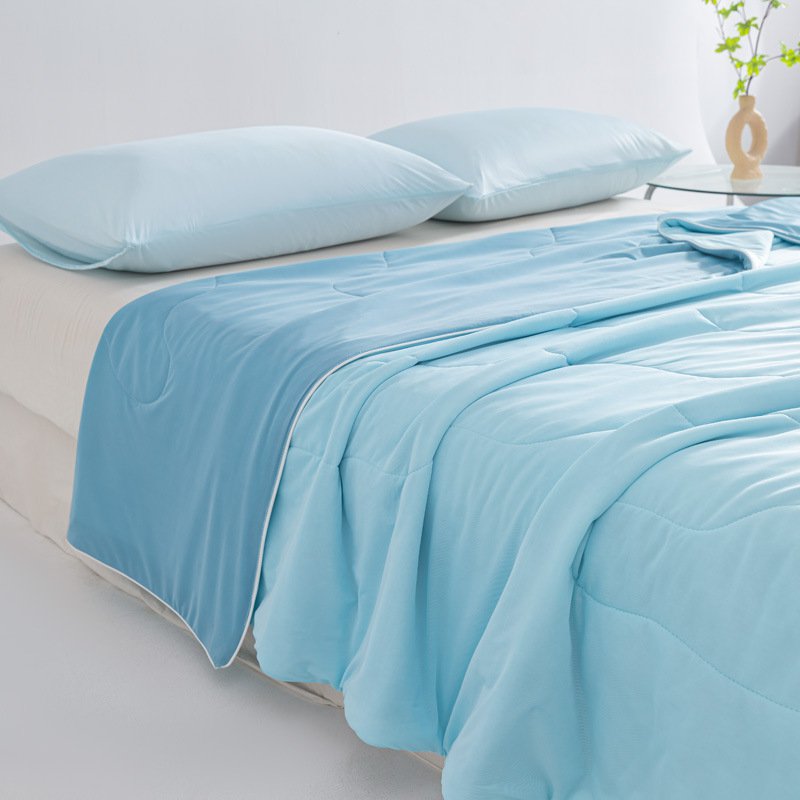 洗った薄いキルト