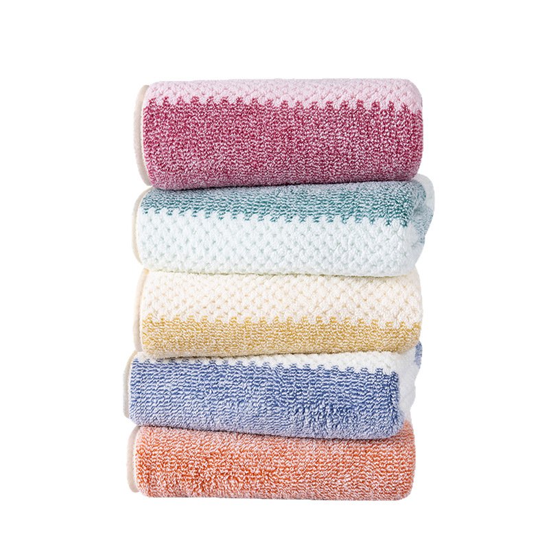 Cute Pineapple-shaped Towel