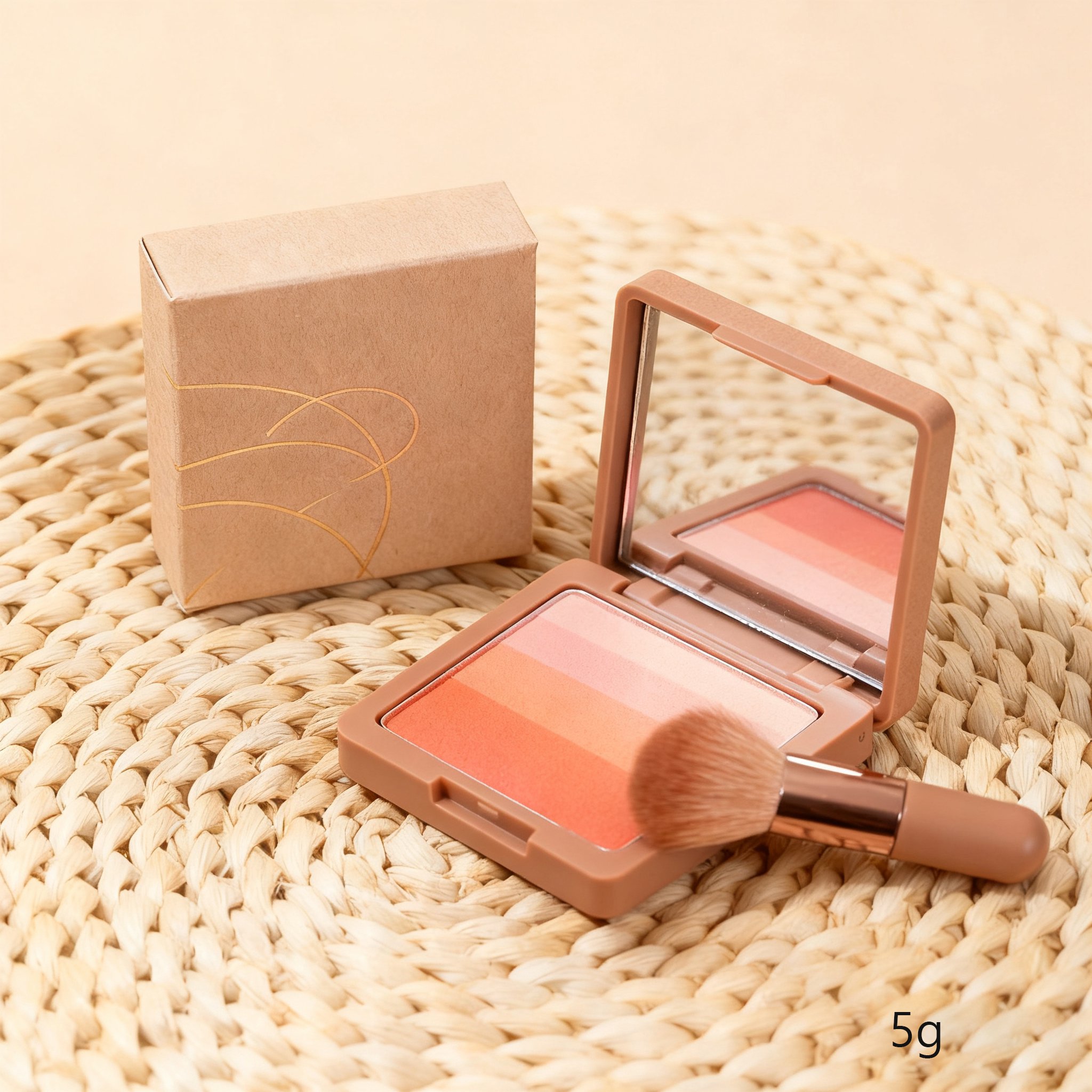 자연스러운 혈색을 연출하는 그라데이션 치크