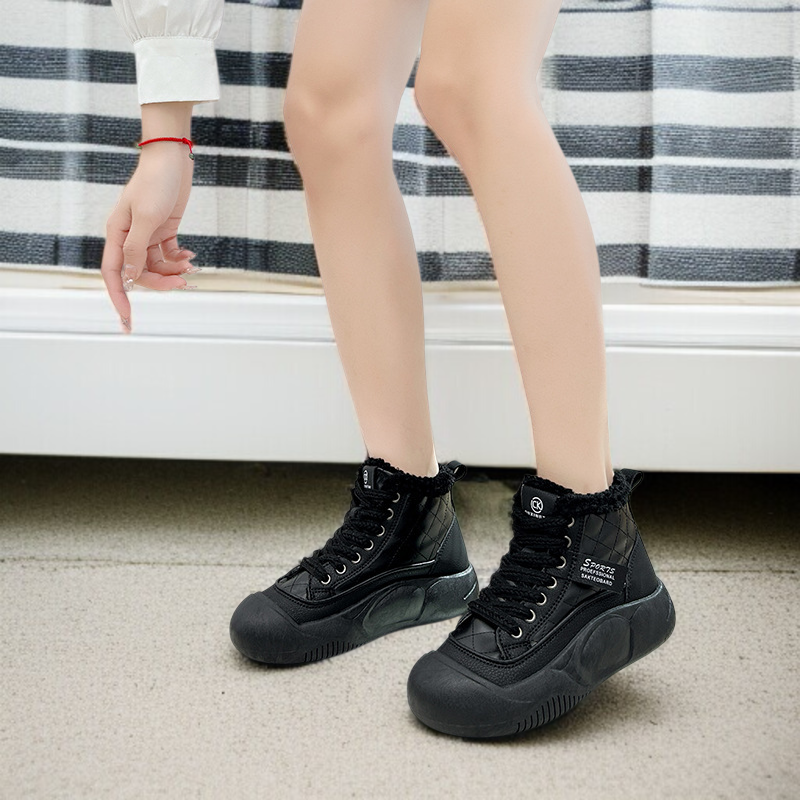 통굽 면화 스노우 슈즈 착용샷