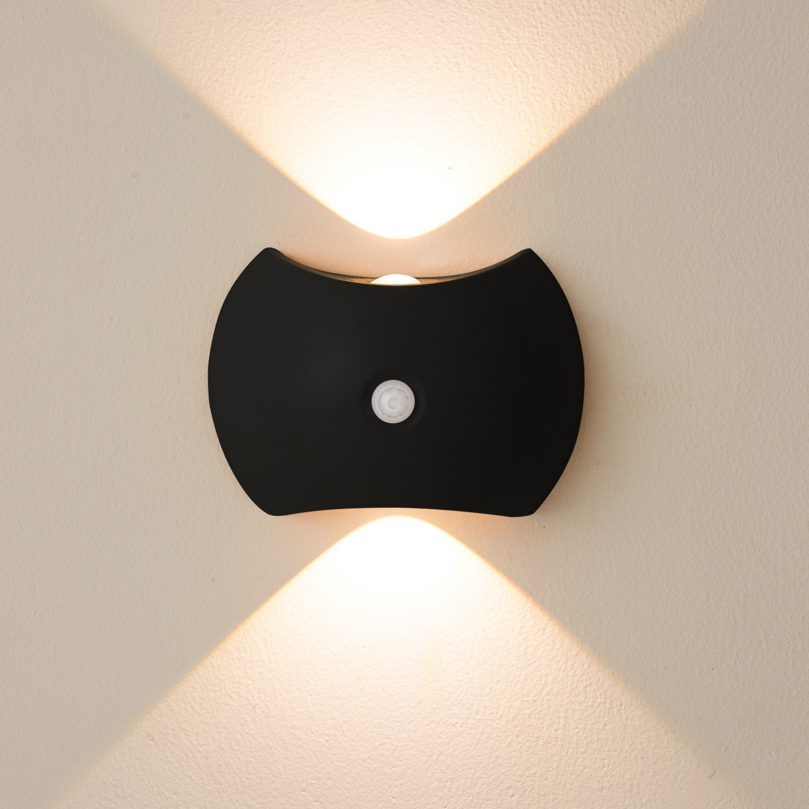 穴あけ不要のミニウォールランプ