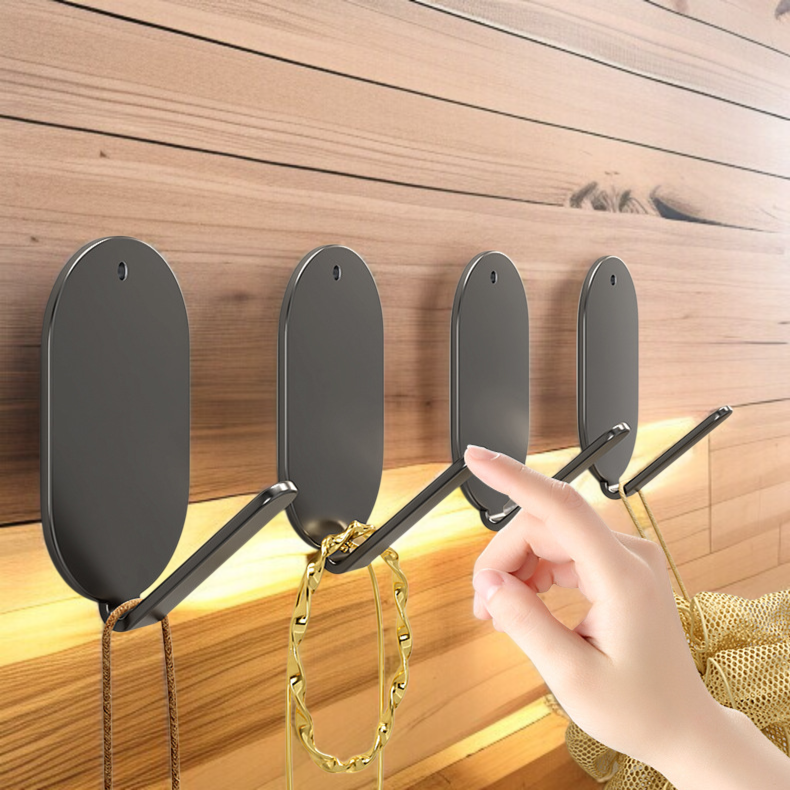 실내 방습 효과가 있는 행거 설치 이미지