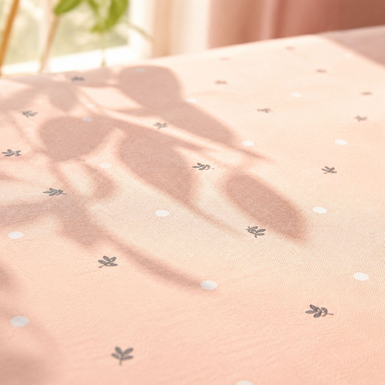 Easy-care New Life Cotton Bedding Set for students and families