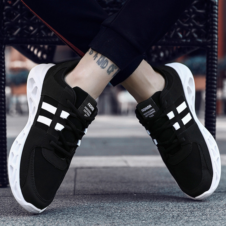 รองเท้ากีฬาแฟชั่นผู้ชาย