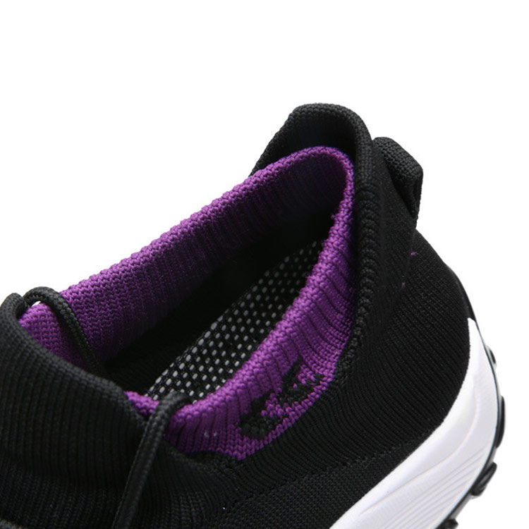 【婦人用スニーカー】驚きの軽さ　優れたクッション性　通気性良い