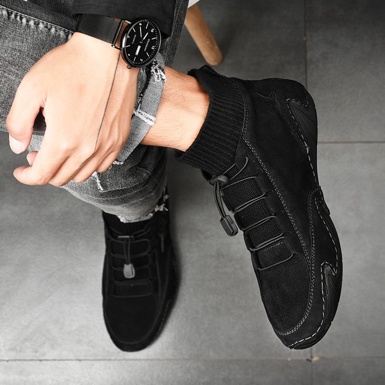 コーデしやすい豚革ブーツ  履くだけで10歳若く見せちゃう！どんなスタイルにも合わせやすい！