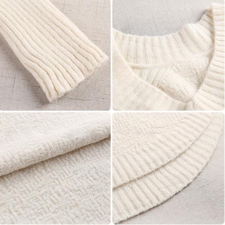 ルーズVネックニット