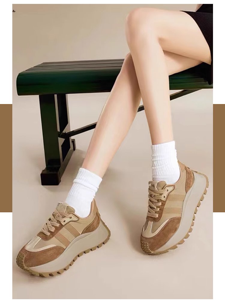 脚長効果が期待できるスリムなオレゴンシューズ