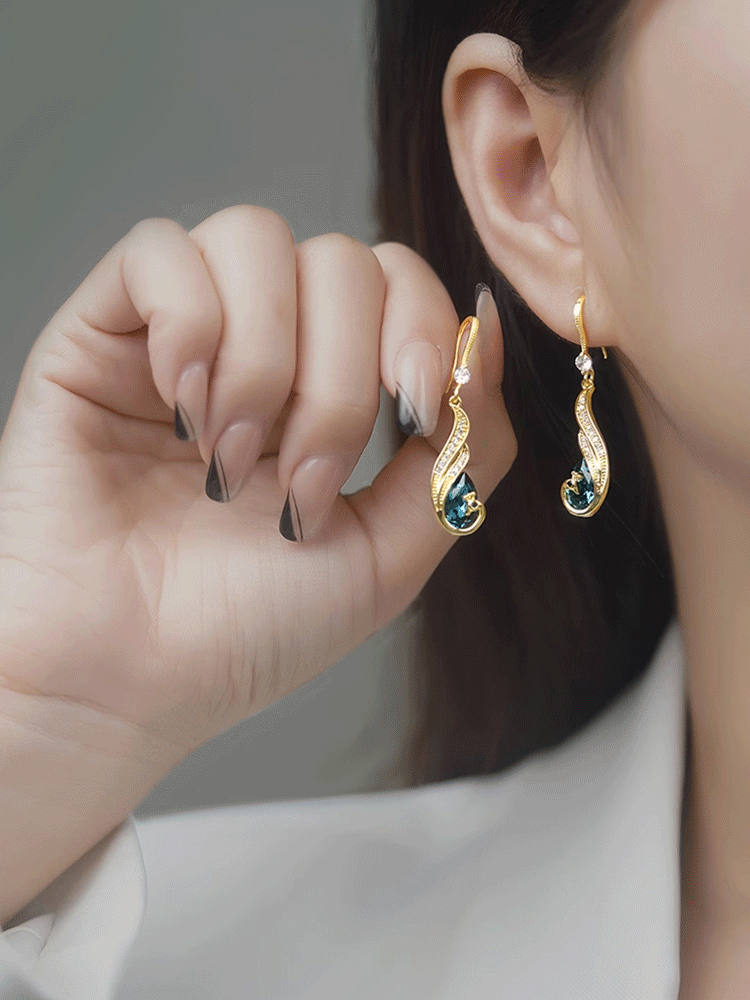 鋯石孔雀鑲鑽流蘇耳環