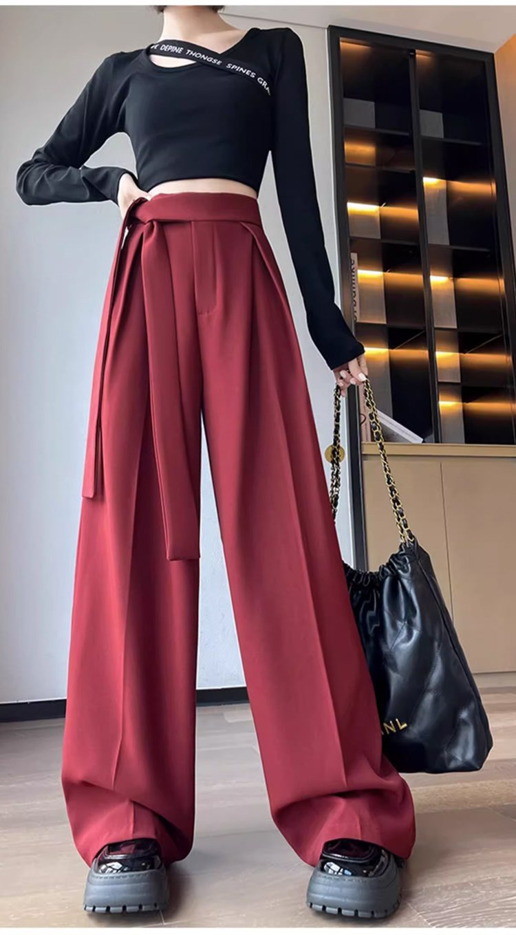 高品質素材のワイドパンツ生地アップ