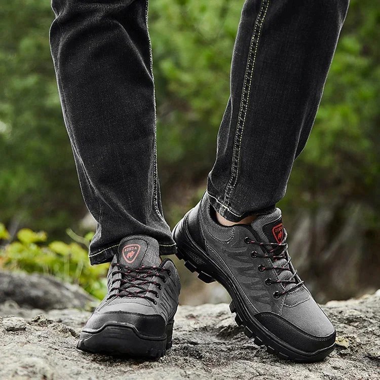 Pantofi de drumeție antiderapanți și cu amortizare