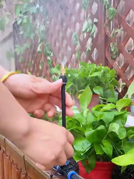 Copper nozzle adjustable-angle atomizing watering set