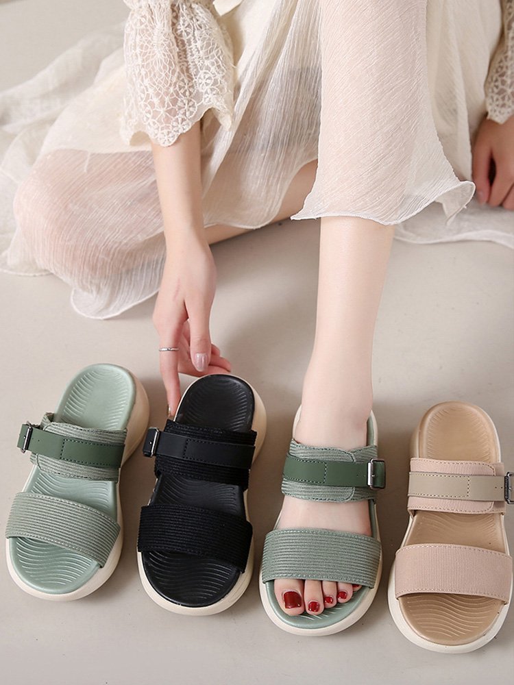 軽量滑り止め付きサンダル