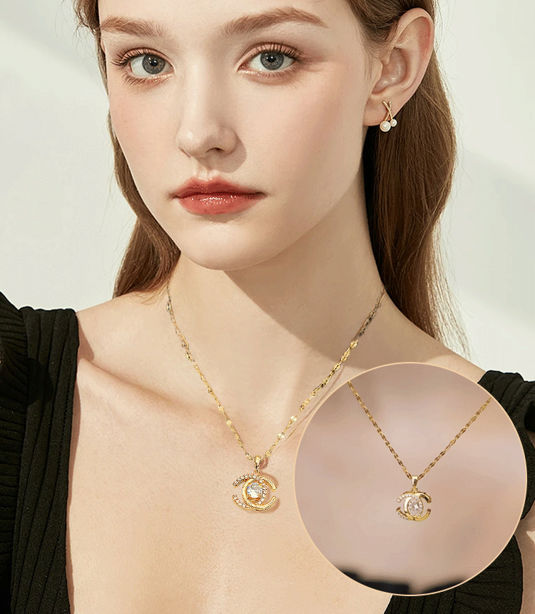 Naszyjnik Chanel Double C