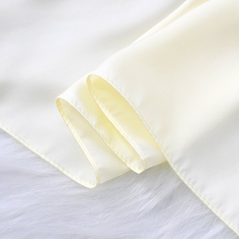 ผ้าคลุมไหล่ผู้หญิงซาตินสีเรียบ