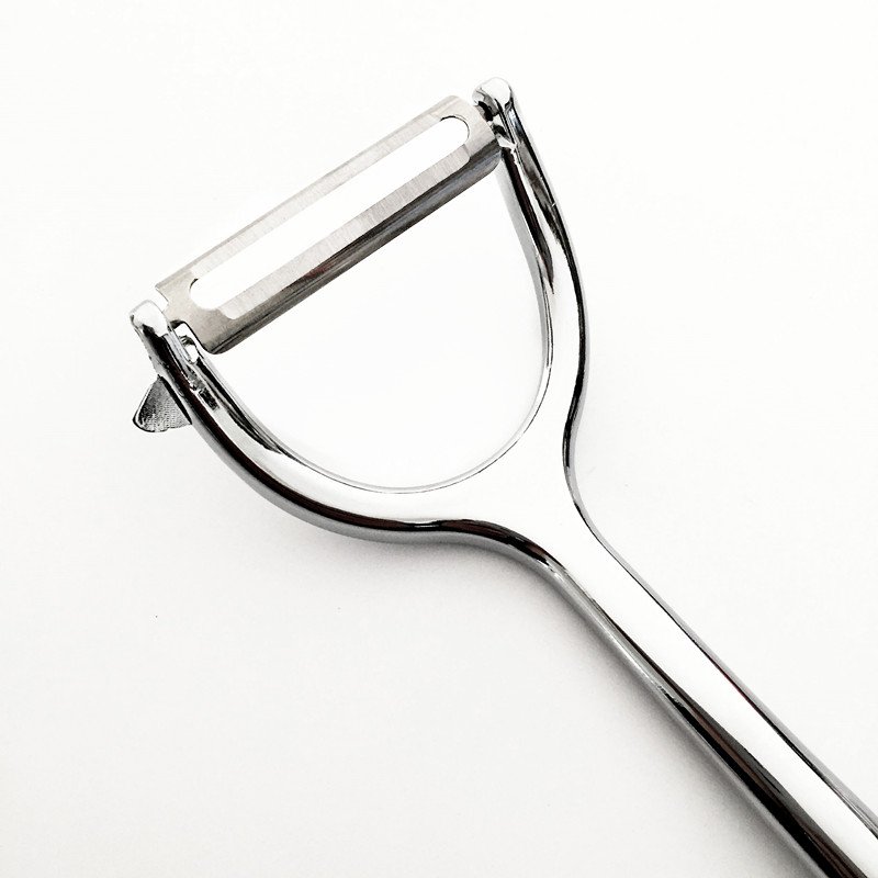 Multifunctional Fruit and Vegetable Peeler