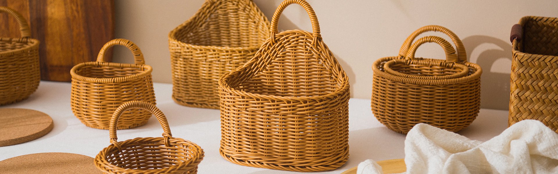 高品質の掃除グッズ通販｜家庭用クリーニングアイテム特集,快適な暮らしを支えるテキスタイル商品通販｜厳選ファブリック特集,おしゃれで実用的な収納グッズ通販｜整理整頓アイテム多数