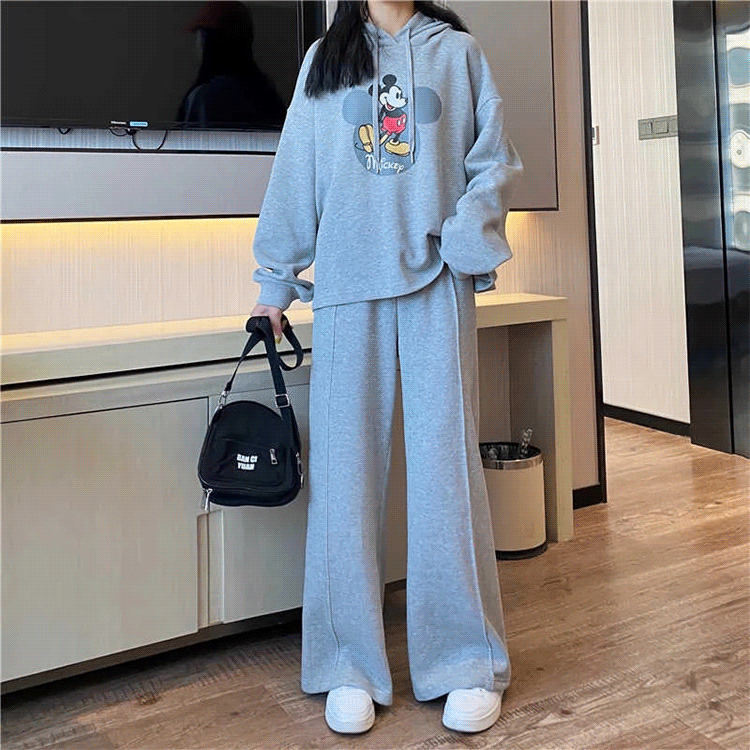 レディースかわいいスウェット上下セット