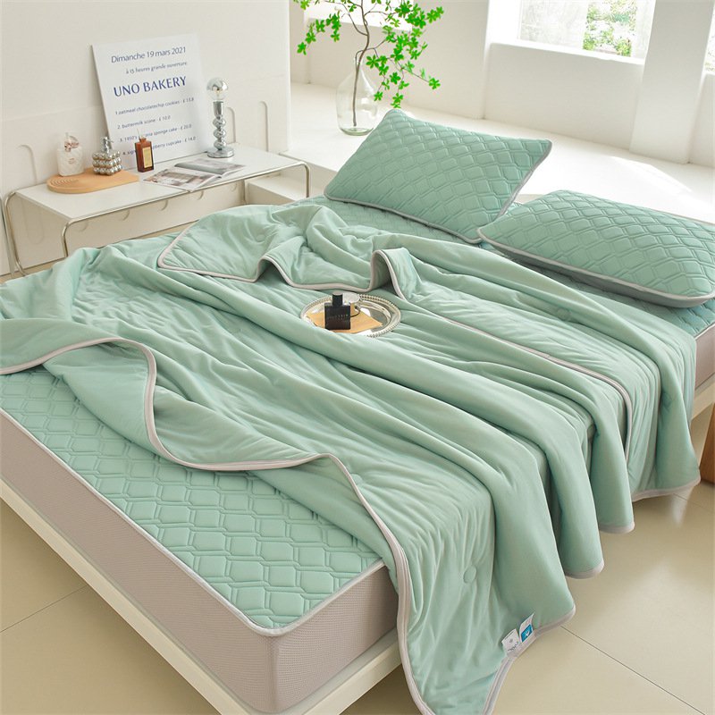Summer fiber air conditioning quilt
