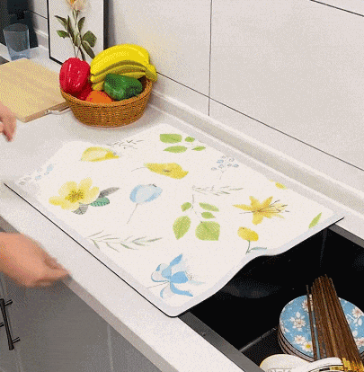 깔끔한 디자인의 흡수 매트