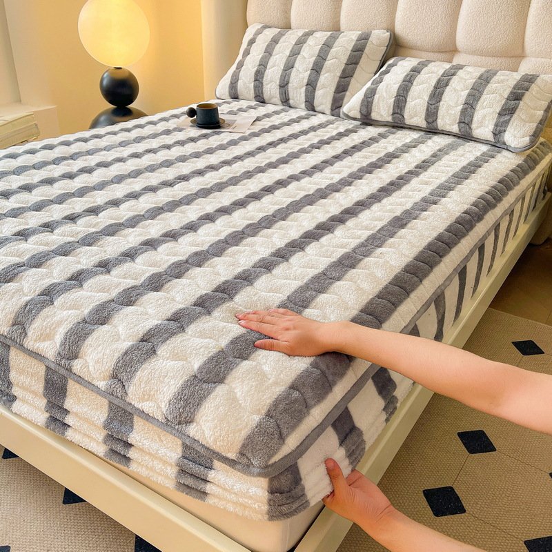 ストライプ柄×グレー