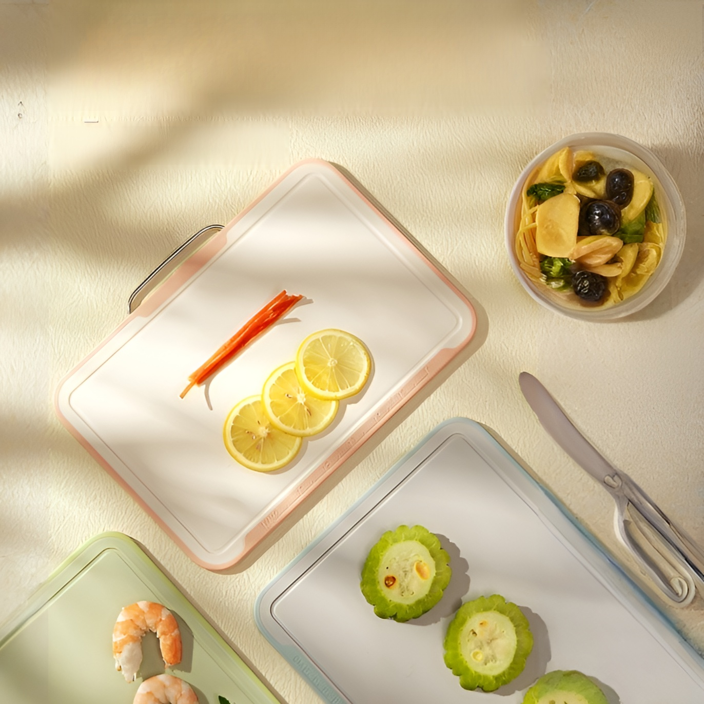 まな板スタンド付き 調理台収納に便利