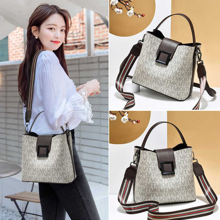 レディースショルダーバケットバッグ