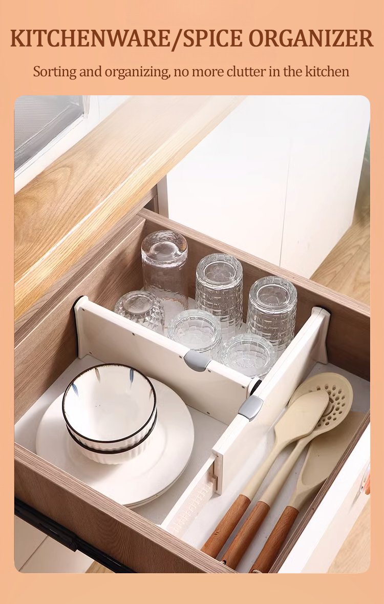 Detail rozdělovacího panelu v kuchyňské zásuvce