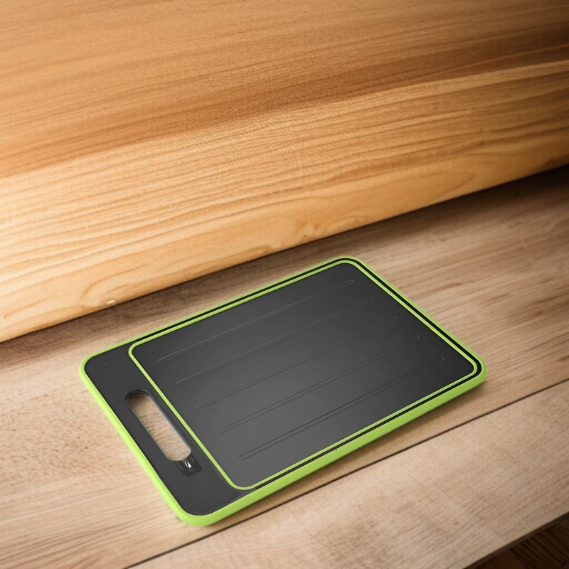 양면 도마로 해동하는 모습