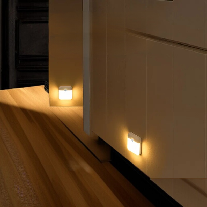 감성적인 조명 분위기의 인테리어 사진