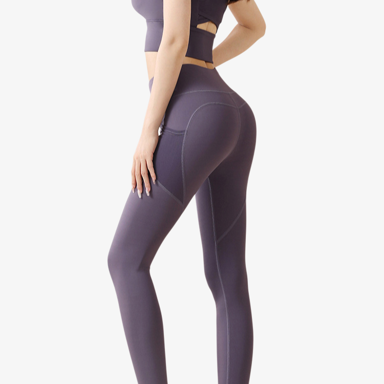 힙업 효과가 뛰어난 스키니 조거 팬츠