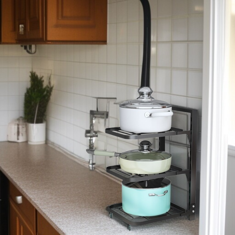 フライパンクリップオーガナイザー付き収納棚の使用例