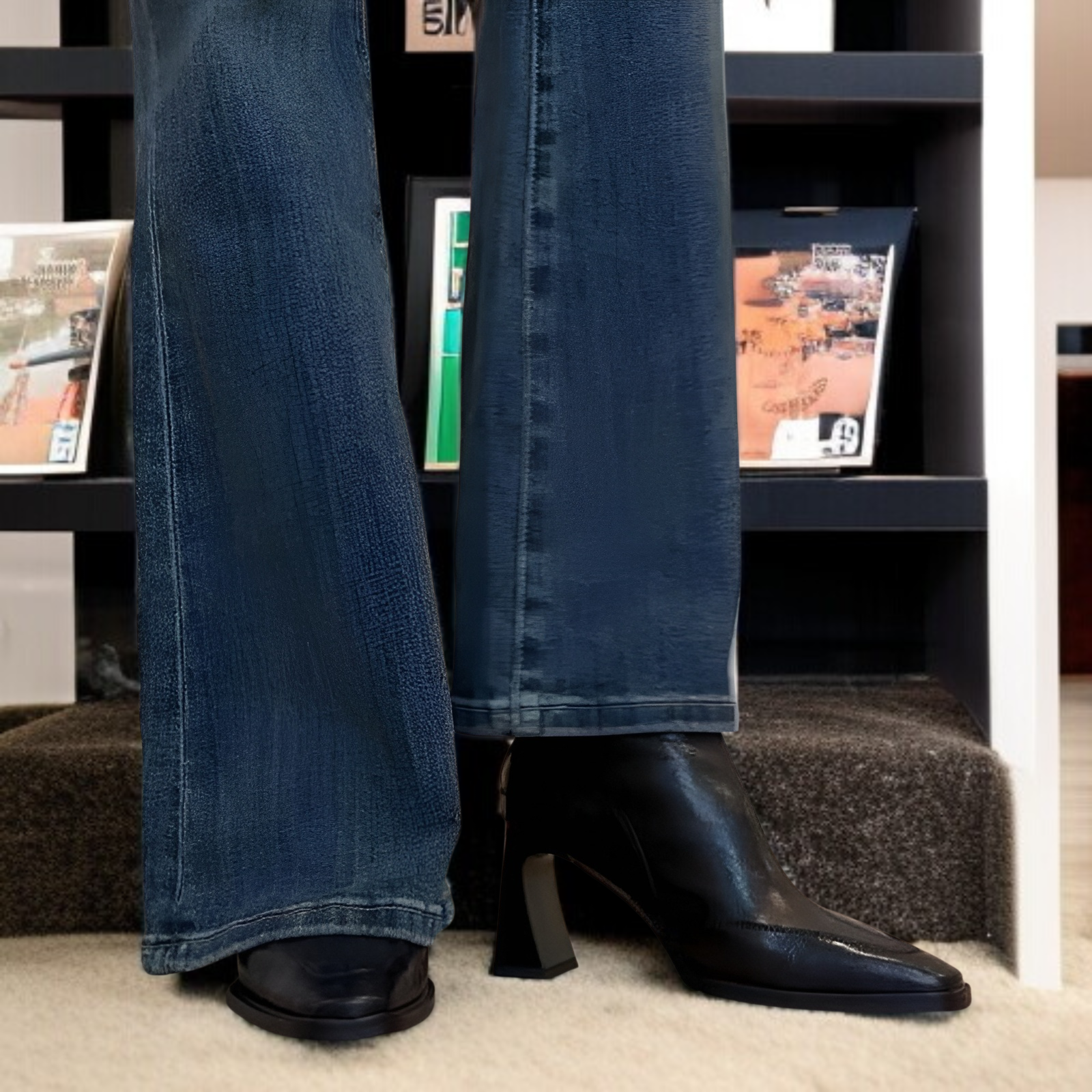 ストレッチ素材でスリムな足元を演出するブーツのアップ写真