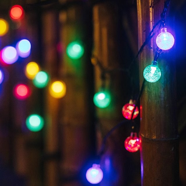 Backyard Party Solar-Powered Colorful Bubble Ball String Lights