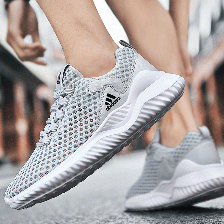 通気性のあるスリッポン