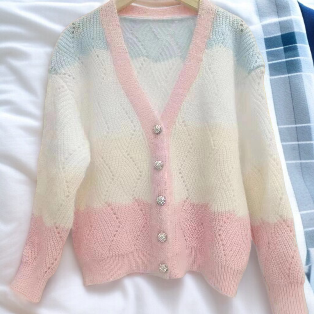 다양한 컬러 옵션의 봄 니트 카디건