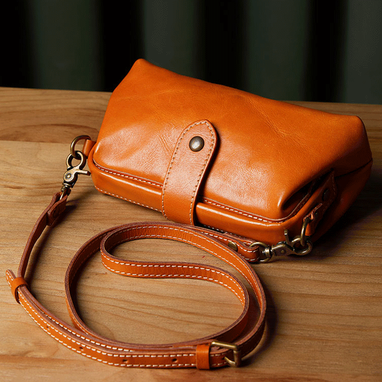 高級感レトロ風牛革手作りショルダーバッグ