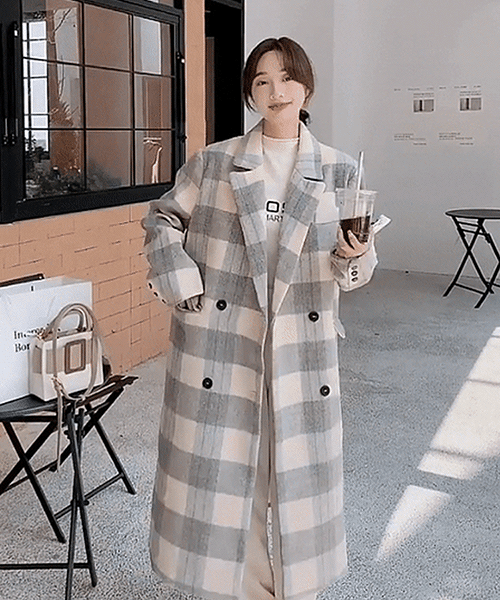 チェック柄ダブルブレストコート