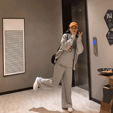 レディースかわいいスウェット上下セット